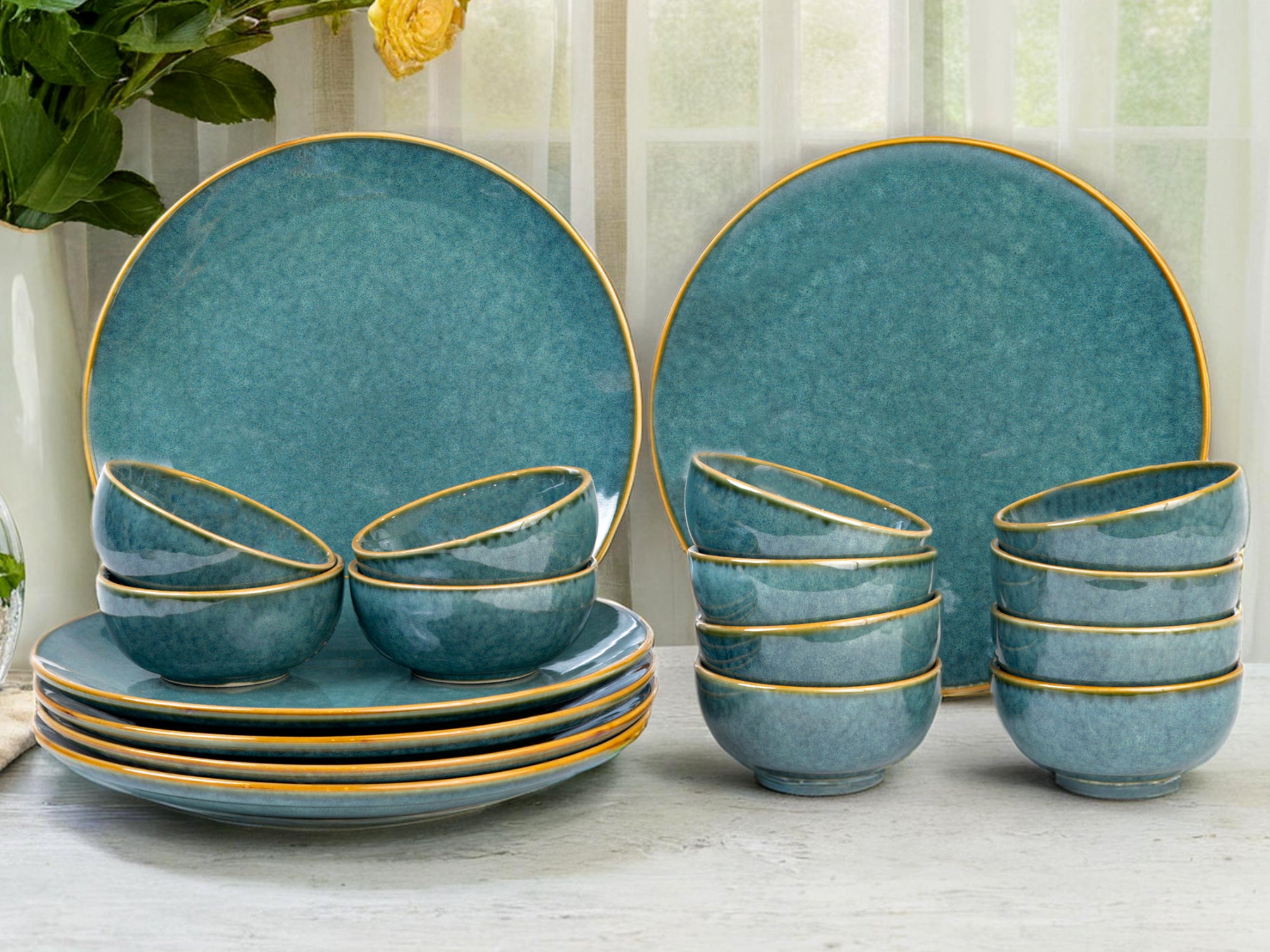 Ocean Premium Ceramic Dinner Set of 18 Pcs