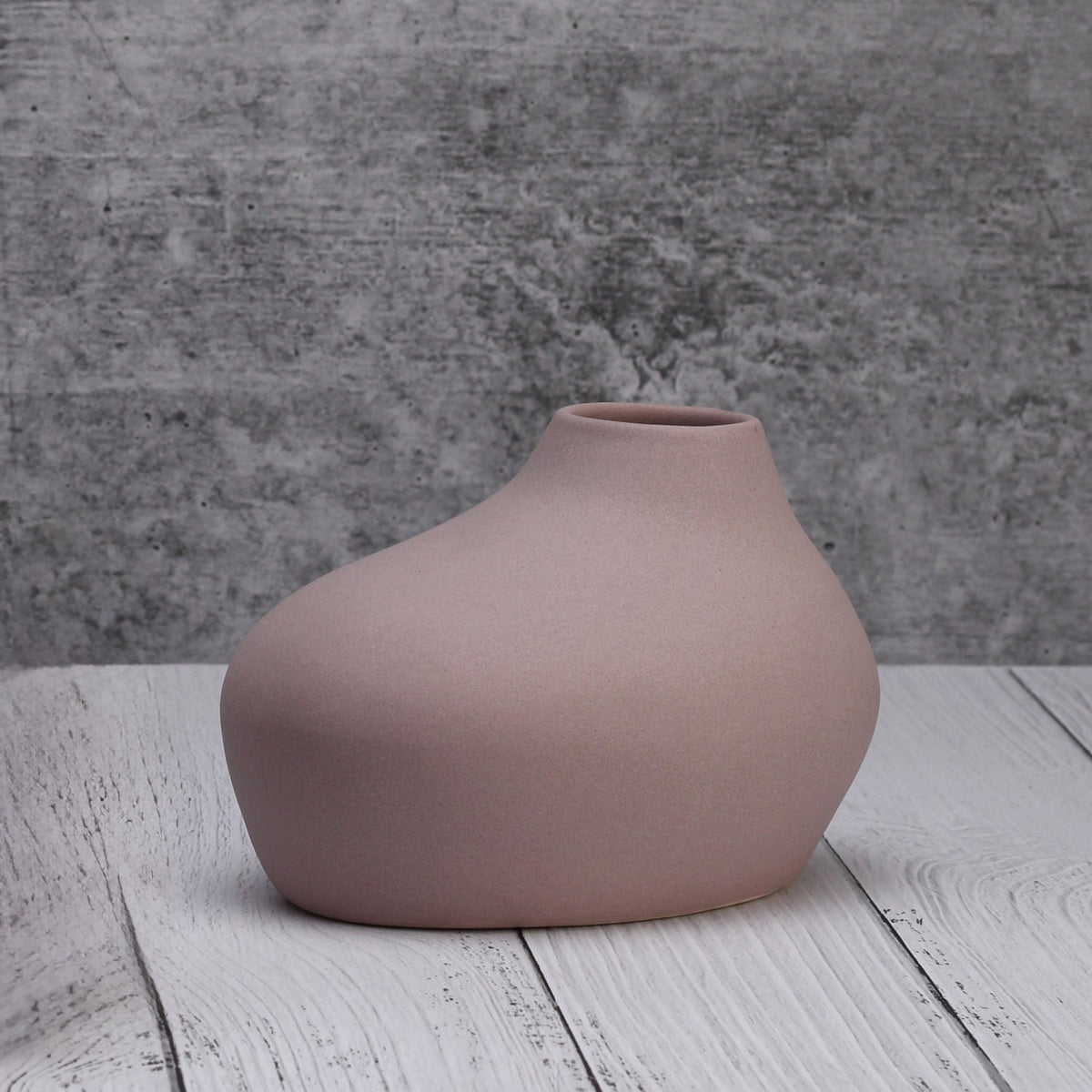Bodhi House Ceramic Handcrafted Modern Minimalist Aesthetic Flower Vase for Home Dcor and Gifting Vases Set of 3 Pcs | Matte Finish | Decorative Flower Vase for Living Room - Set of 1 | Grey Bodhi House