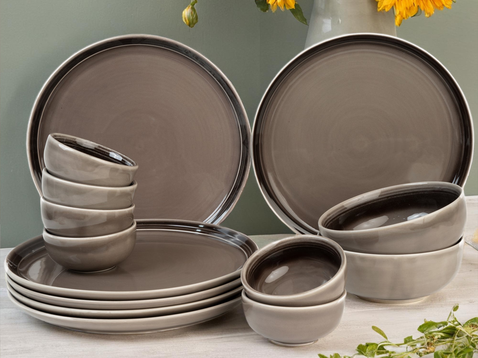 Smoke Grey Premium Porcelain Dinner Set Of 14 Pcs